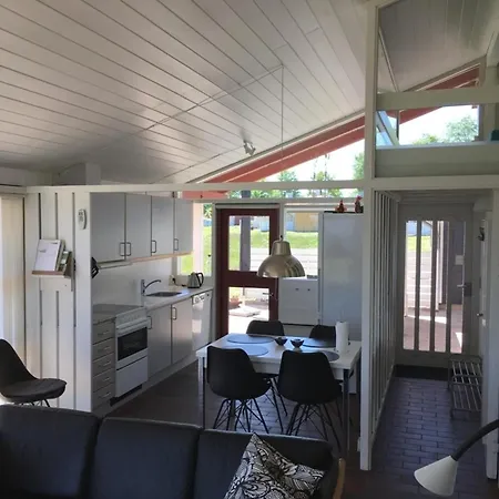 別荘 Sehr Familienfreundlich, Traumblick, 150 M Zum Strand, W-lan
